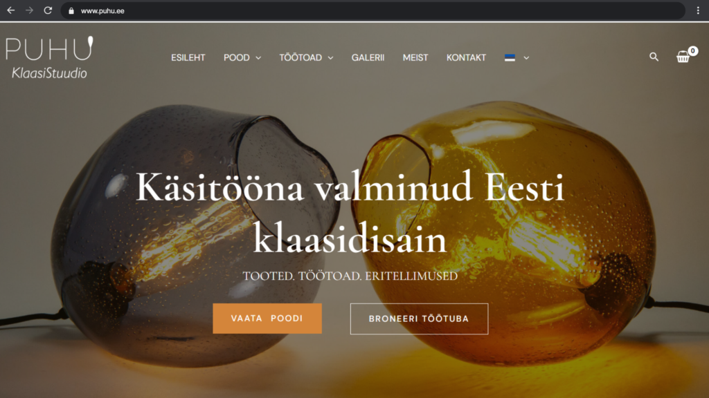 PUHU klaasistuudio e-poe esileht, käsitööna valminud klaaslambid